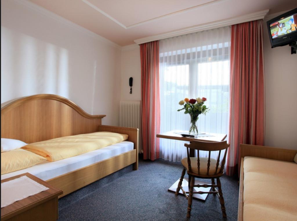 Pension Laerchenbrunn Вестендорф Стая снимка